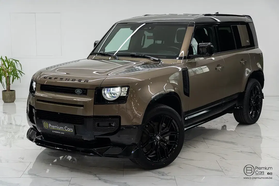Land Rover Defender - Thumbnail 2