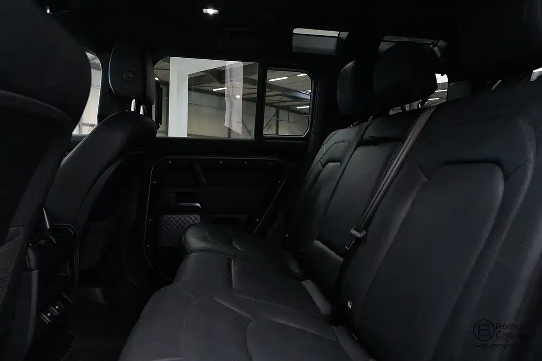 Land Rover Defender - Thumbnail 20