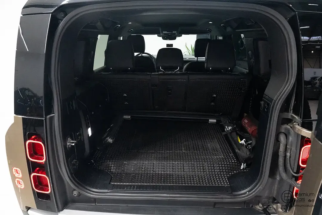 Land Rover Defender - Thumbnail 27