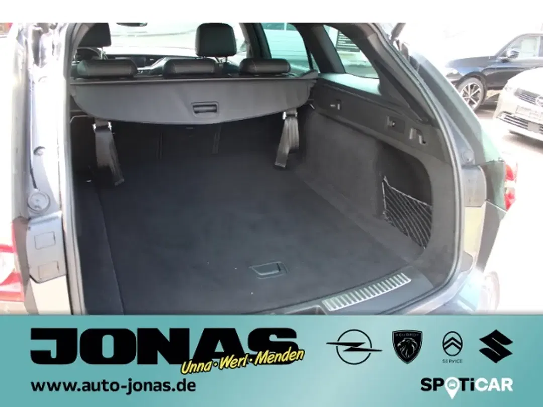 Opel Insignia - Thumbnail 9