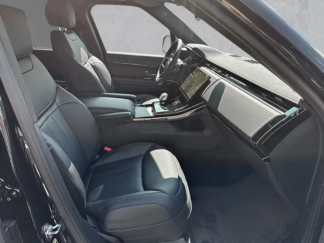 Land Rover Range Rover Sport - Thumbnail 3