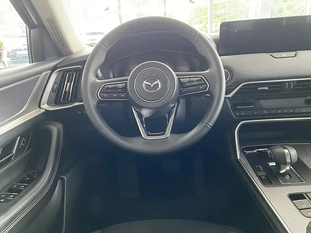Mazda CX-60 - Thumbnail 3