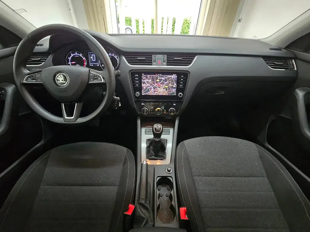Skoda Octavia - Thumbnail 17