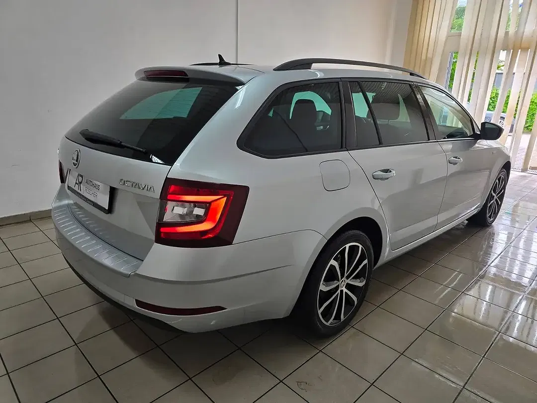 Skoda Octavia - Thumbnail 3