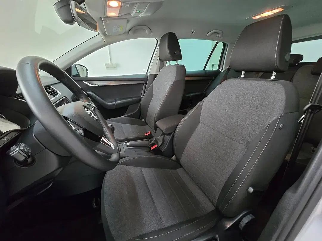 Skoda Octavia - Thumbnail 7