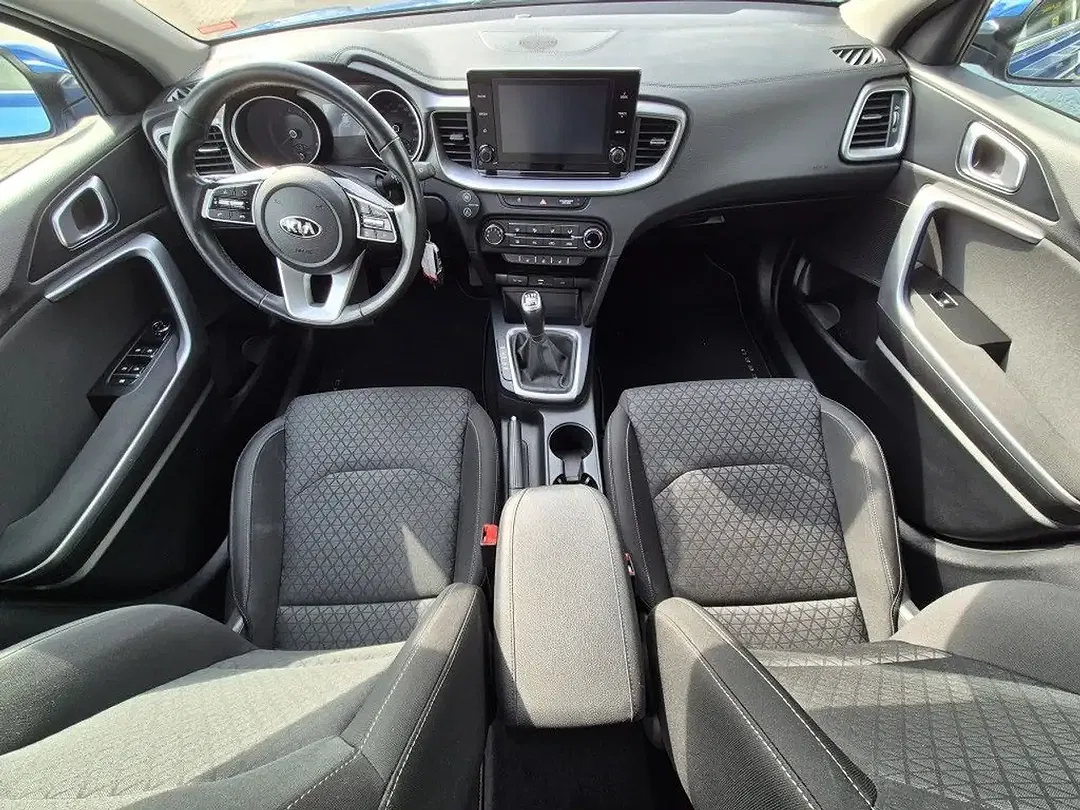 Kia XCeed - Thumbnail 7