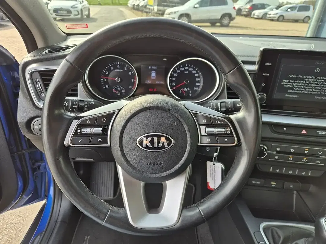 Kia XCeed - Thumbnail 8