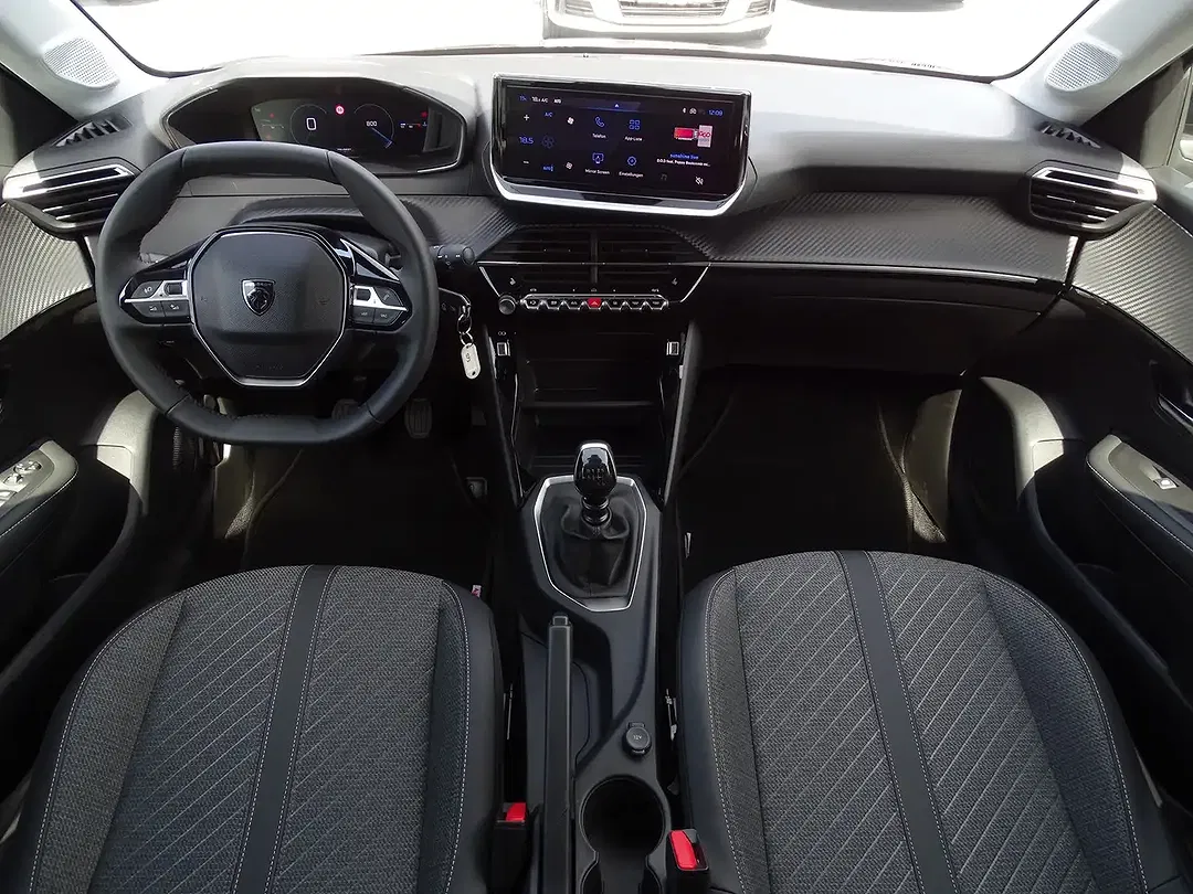 Peugeot 208 - Thumbnail 8