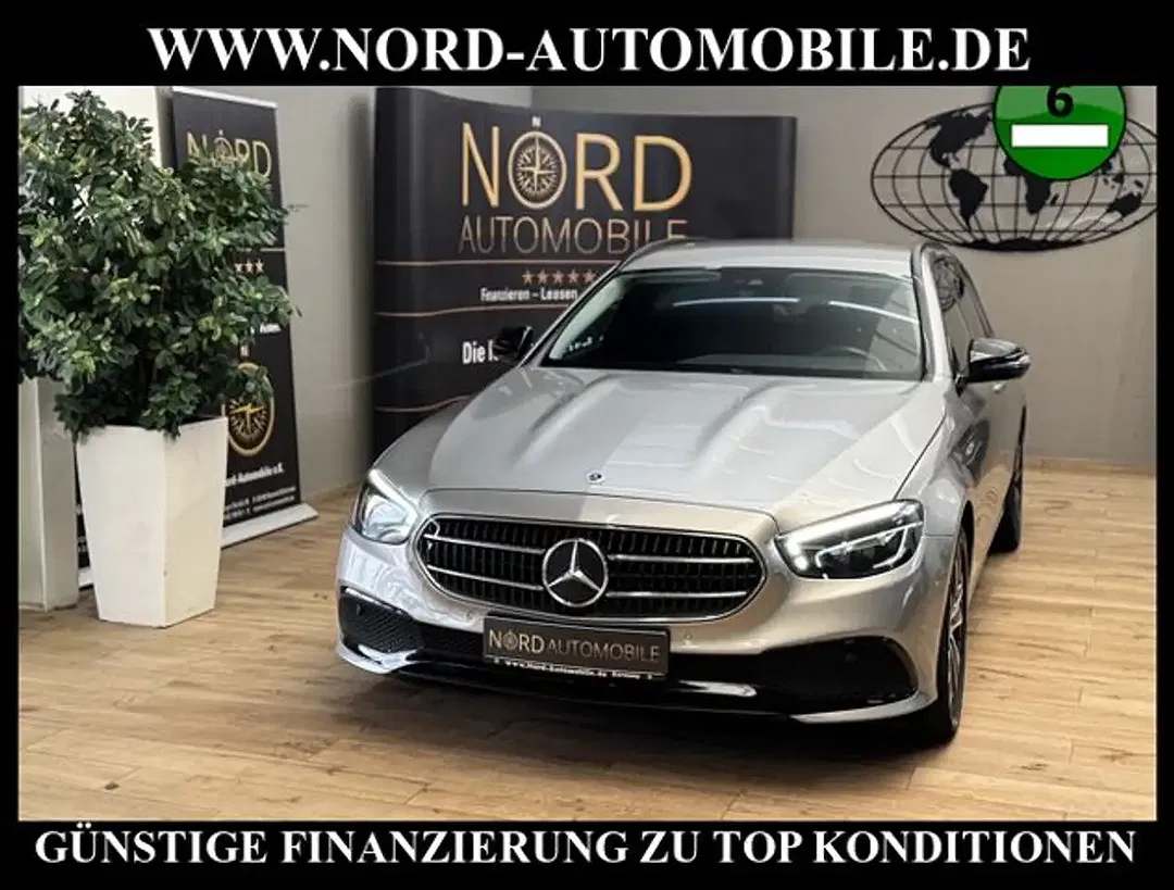 Mercedes-Benz E 300 Avantgarde Night