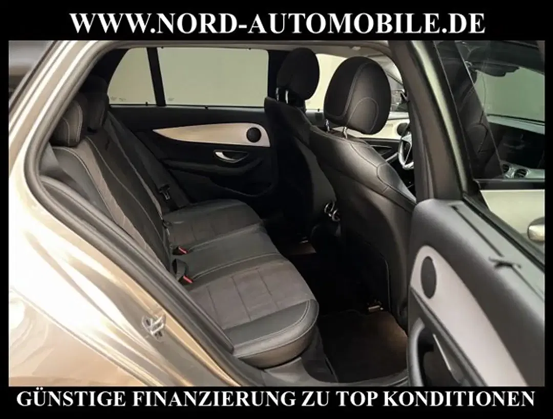 Mercedes-Benz E 300 - Thumbnail 13