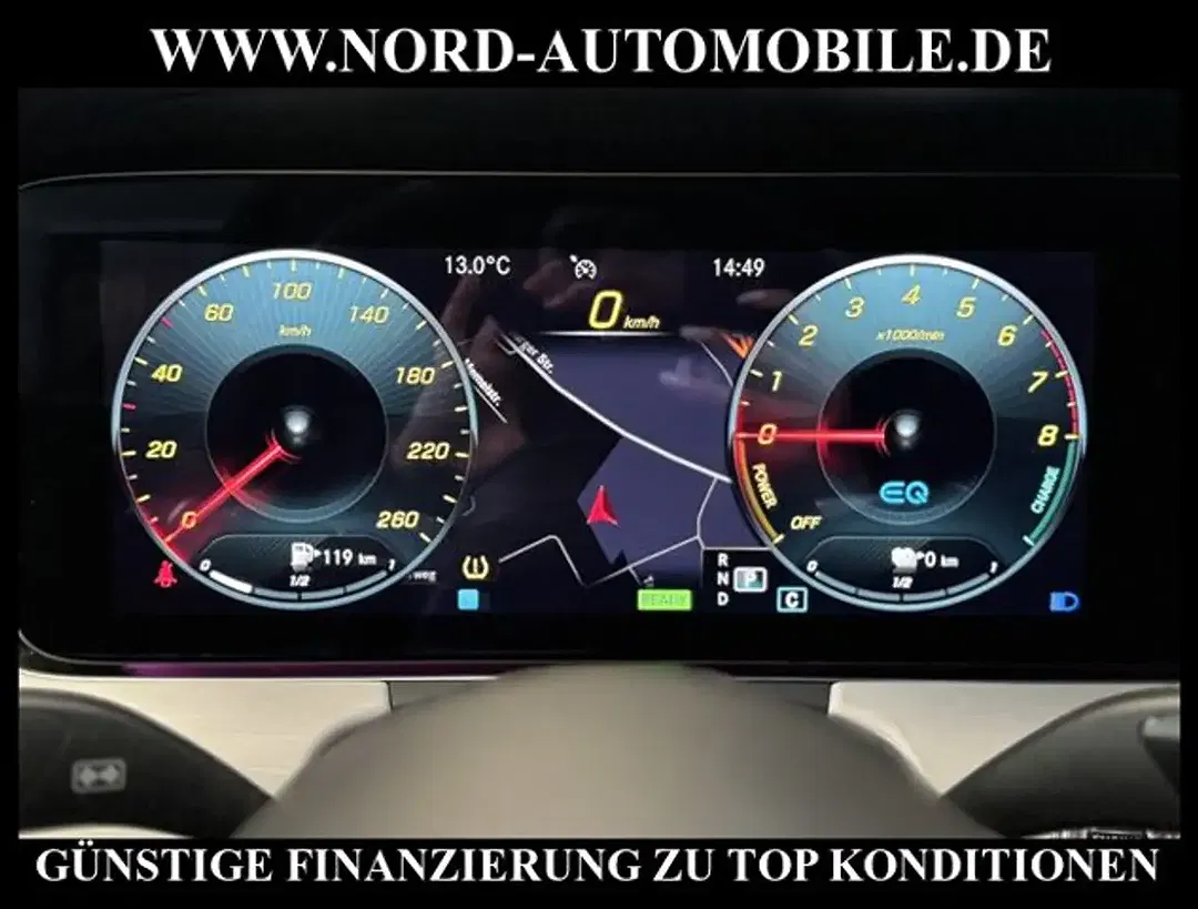 Mercedes-Benz E 300 - Thumbnail 20