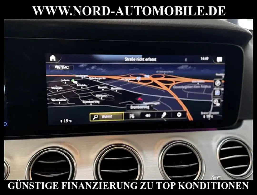 Mercedes-Benz E 300 - Thumbnail 21