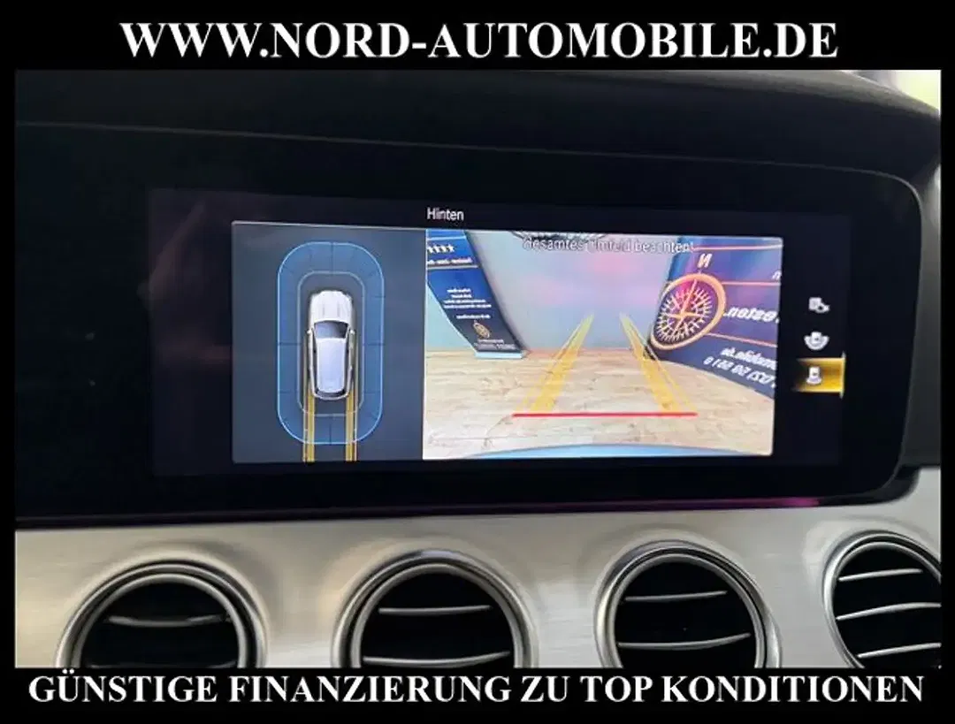 Mercedes-Benz E 300 - Thumbnail 22