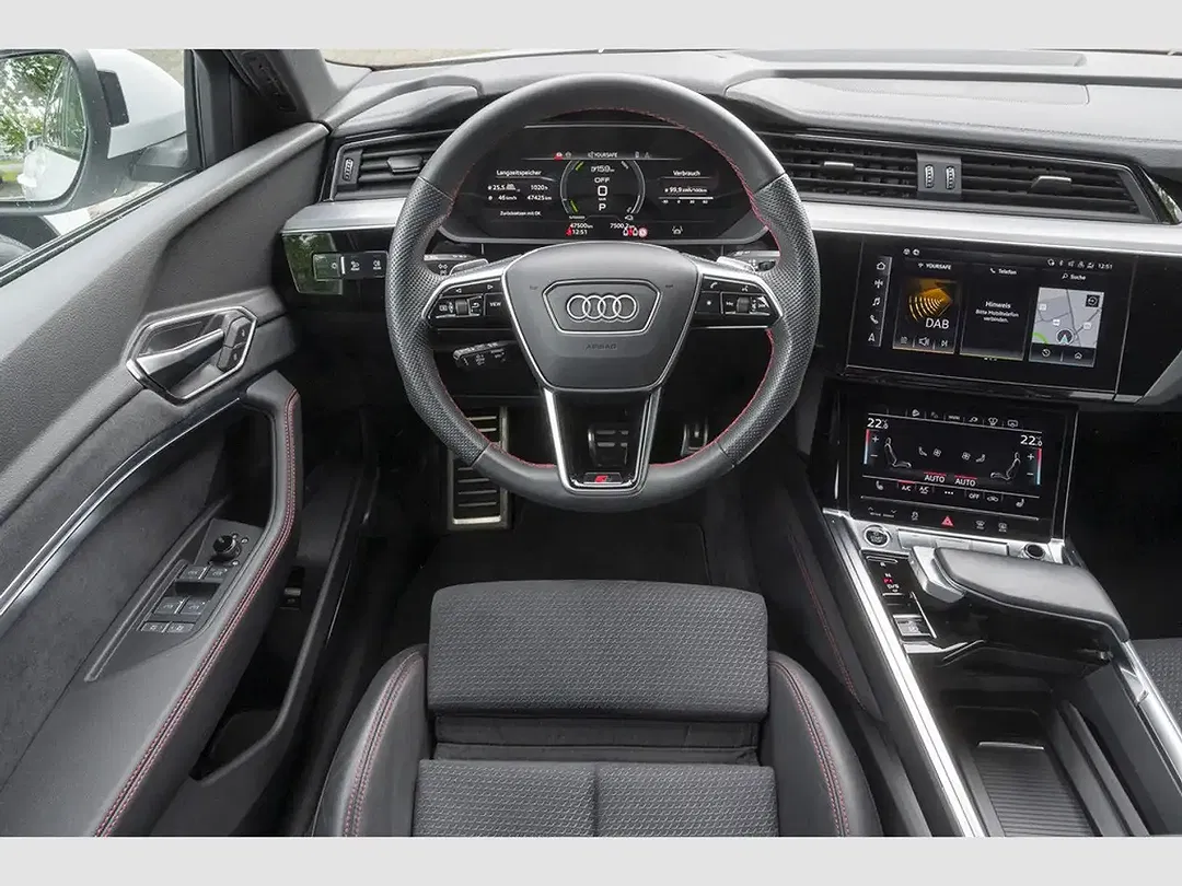 Audi Q8 e-tron - Thumbnail 13
