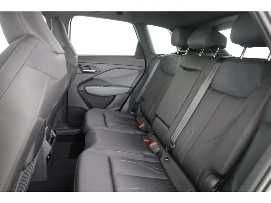 Audi Q3 - Thumbnail 10