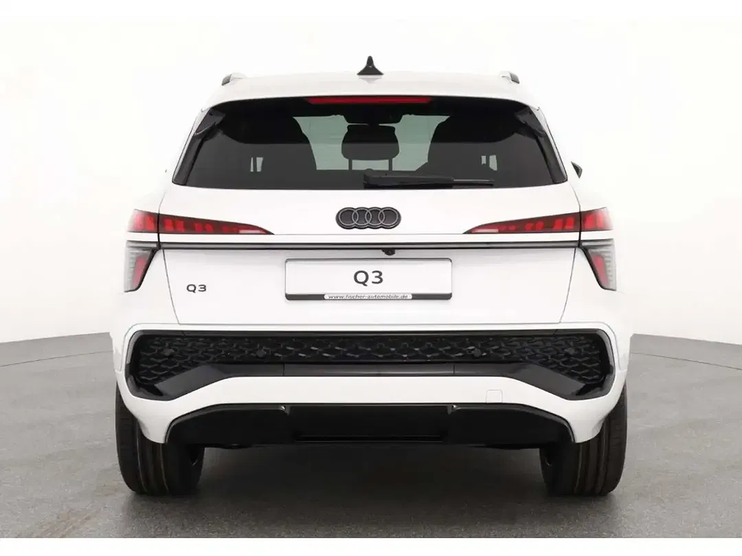 Audi Q3 - Thumbnail 5