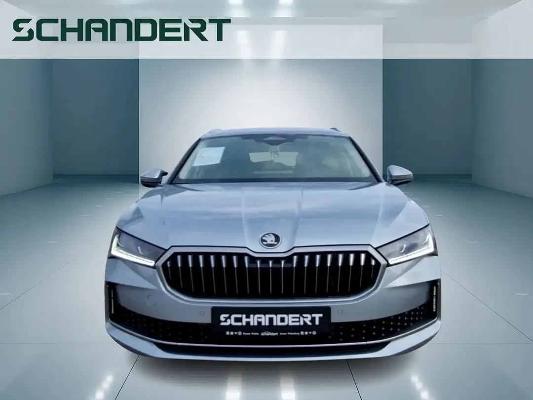 Skoda Superb - Thumbnail 5