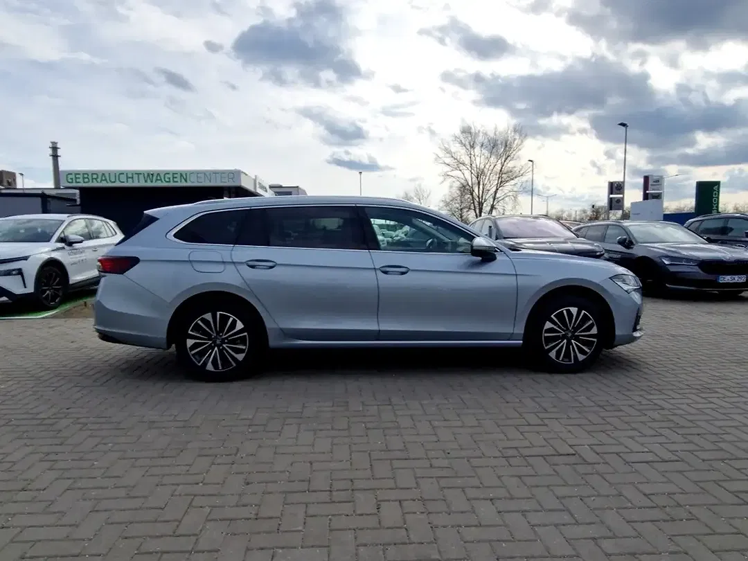 Skoda Superb - Thumbnail 6
