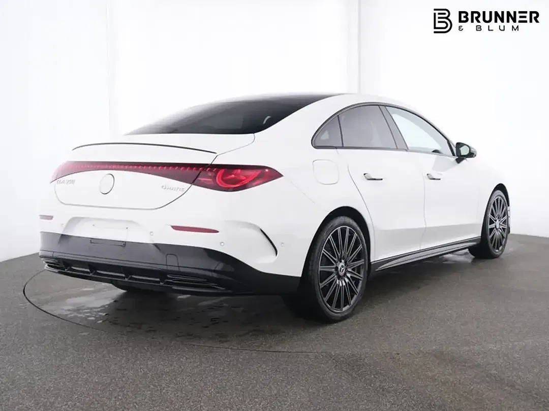 Mercedes-Benz CLA 350 - Thumbnail 3