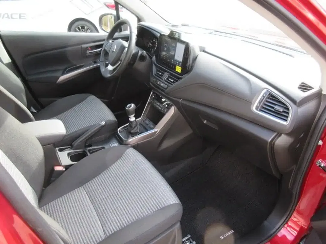 Suzuki S-Cross - Thumbnail 14