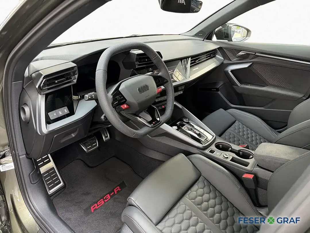 Audi RS3 - Thumbnail 10
