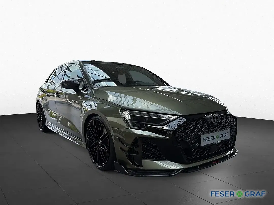 Audi RS3 - Thumbnail 3