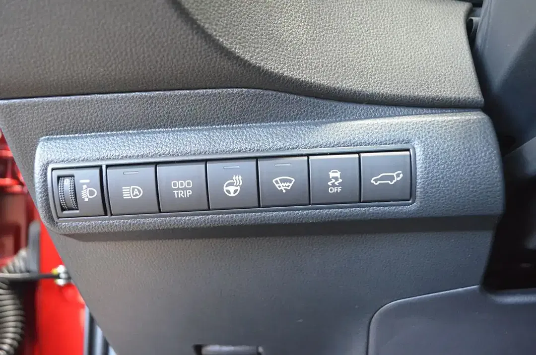 Toyota Corolla - Thumbnail 15