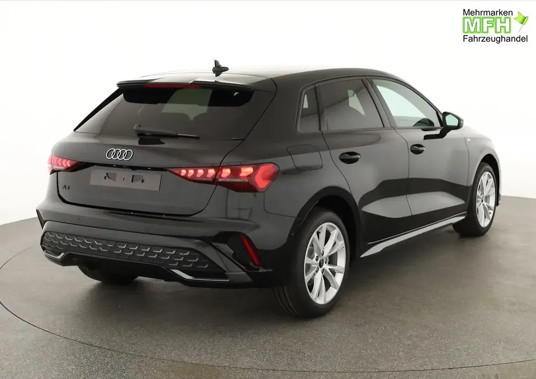 Audi A3 - Thumbnail 2