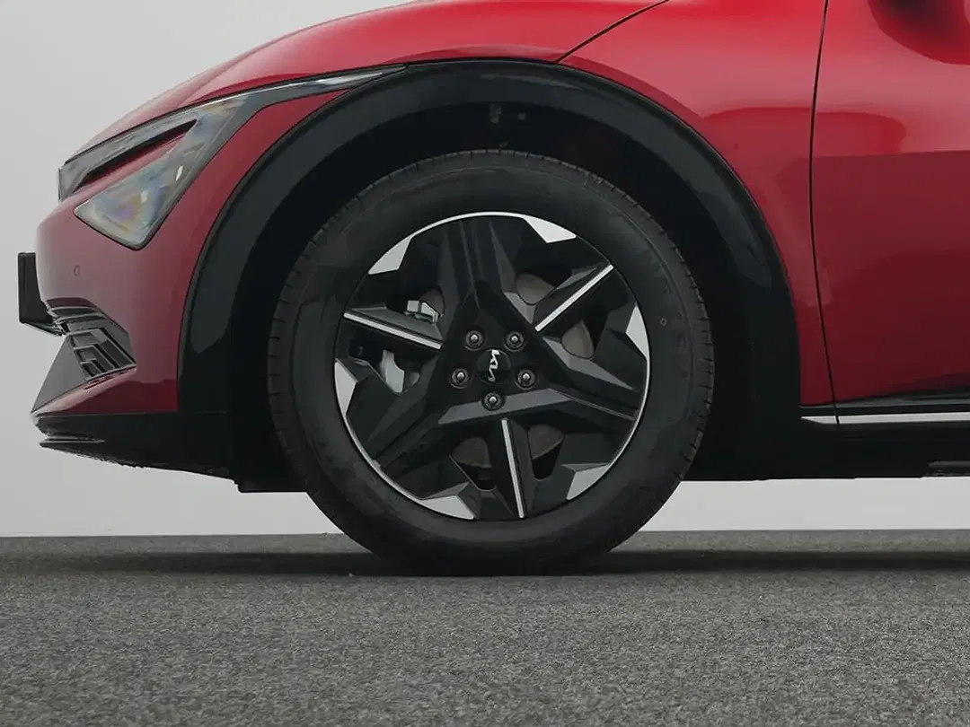 Kia EV6 - Thumbnail 7