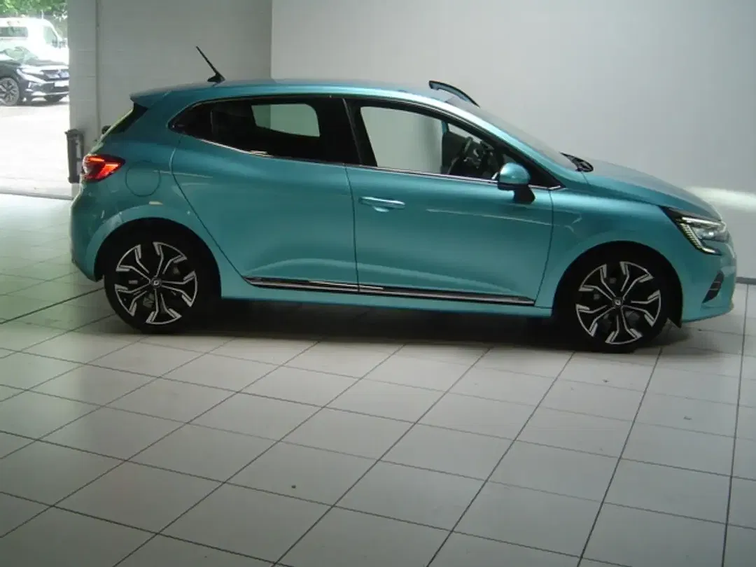 Renault Clio - Thumbnail 2