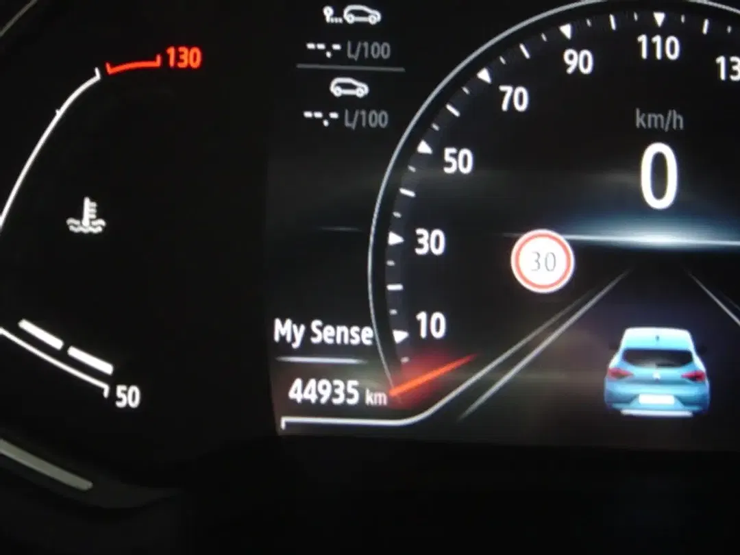 Renault Clio - Thumbnail 6