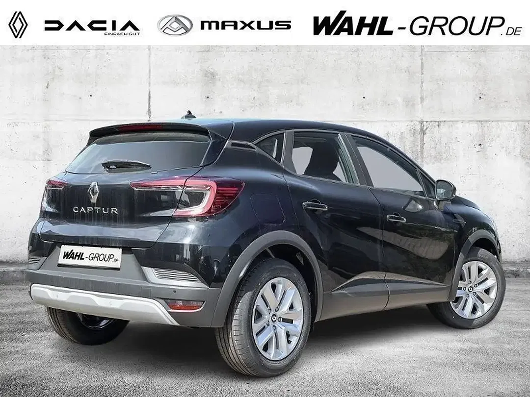 Renault Captur - Thumbnail 3