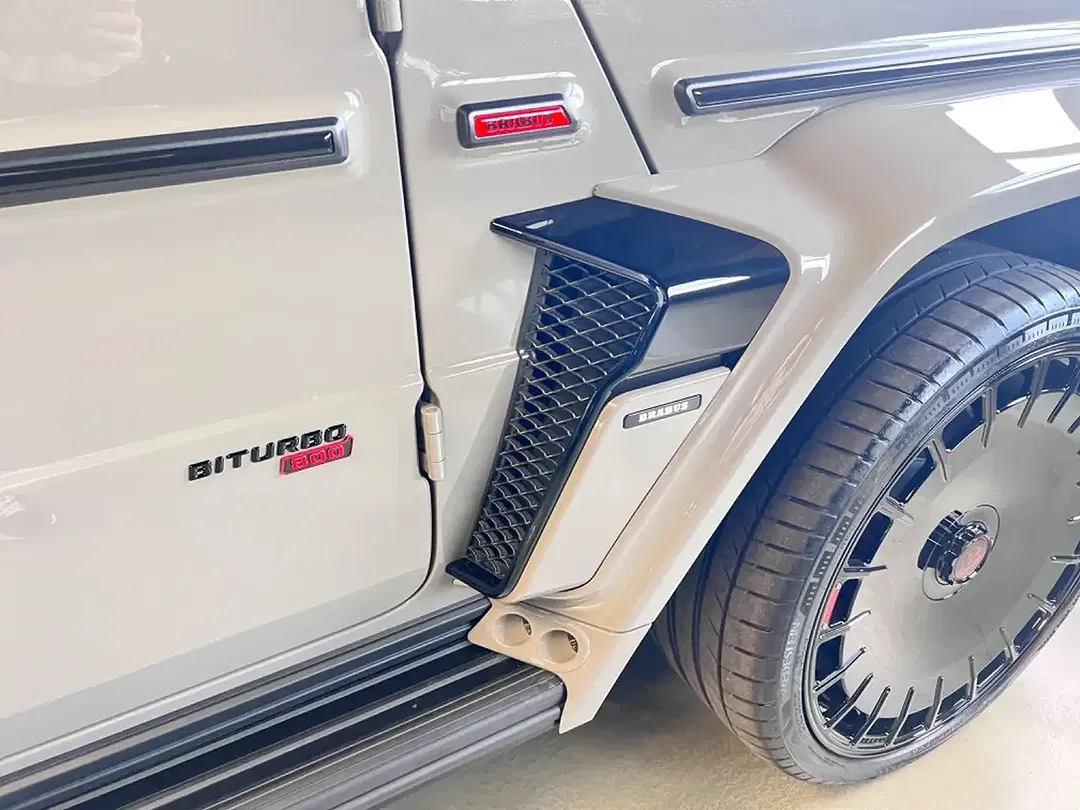 Mercedes-Benz G 63 AMG - Thumbnail 14