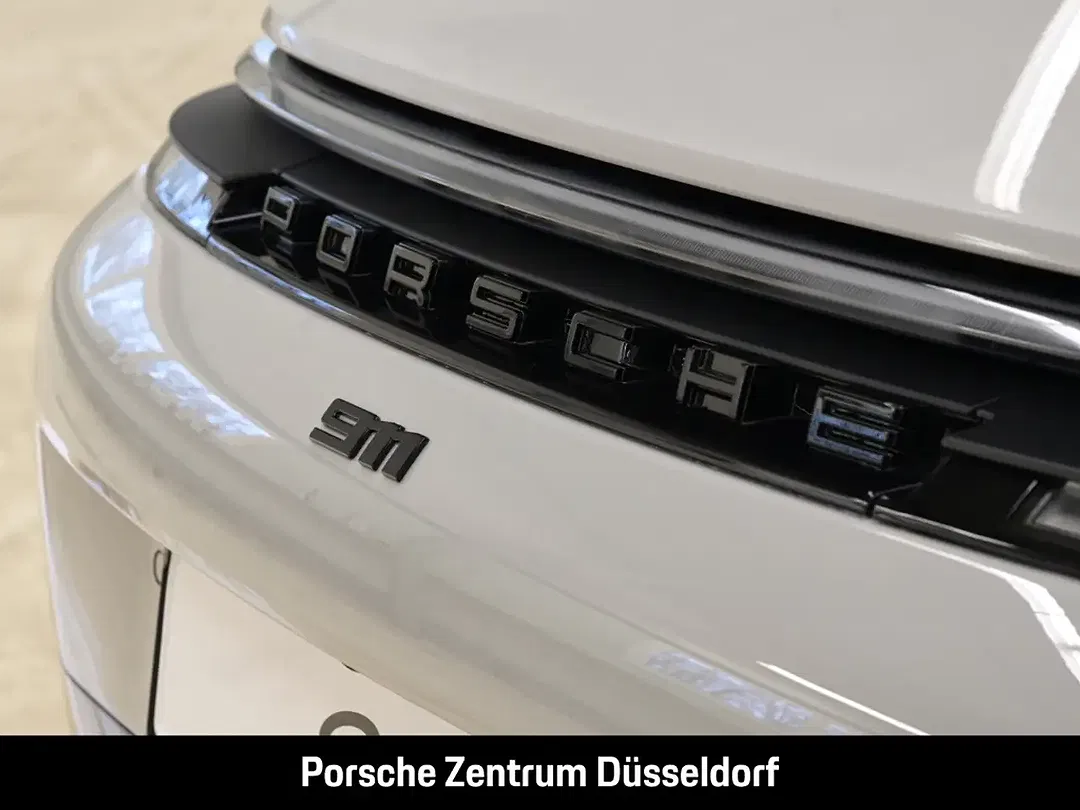 Porsche 992 - Thumbnail 10