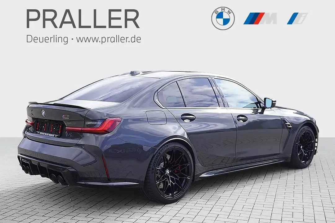 BMW M3 - Thumbnail 4
