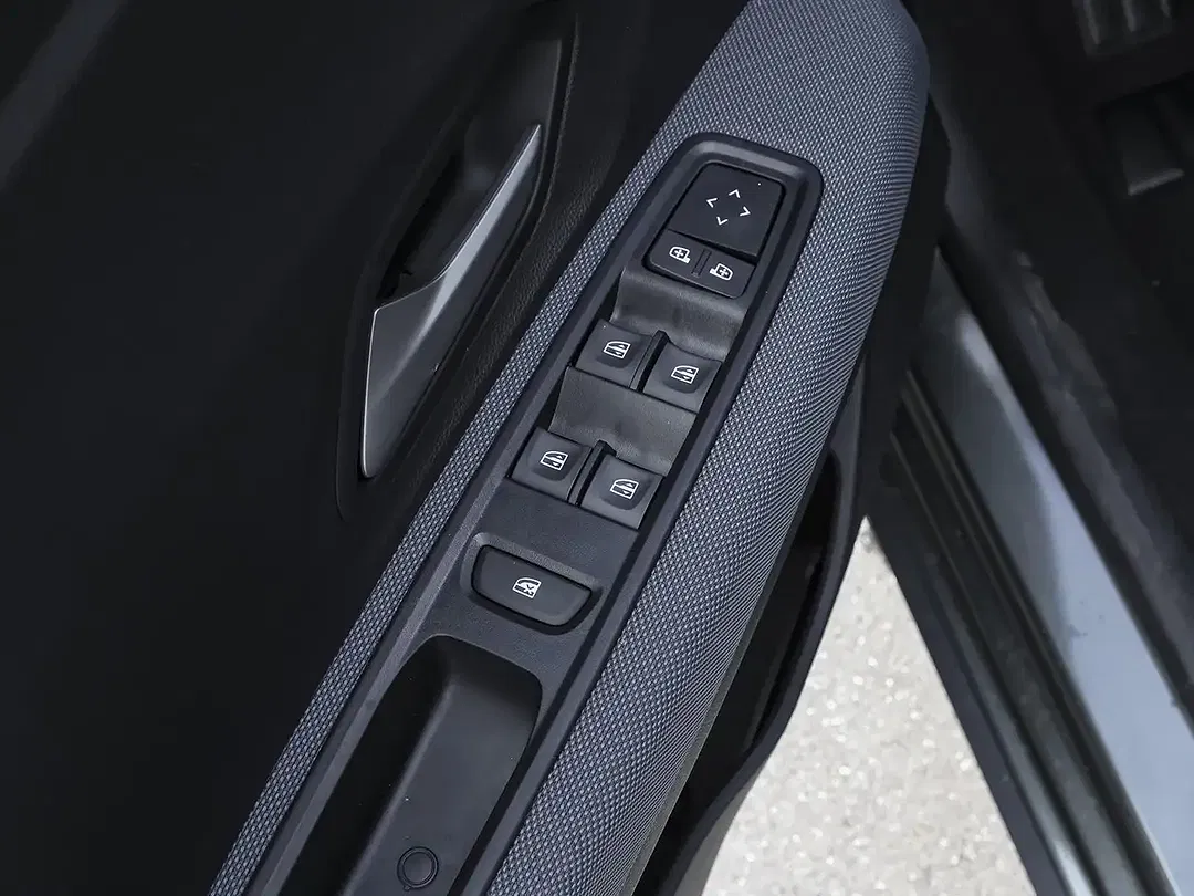 Dacia Sandero - Thumbnail 12