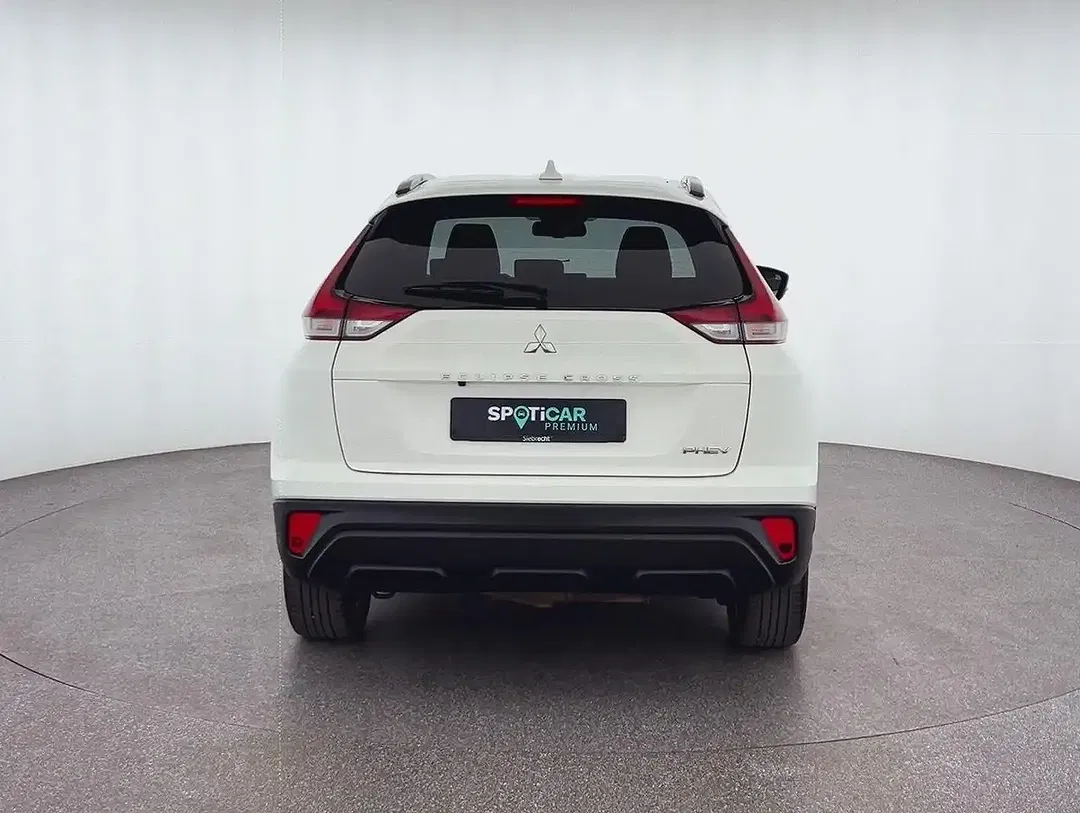 Mitsubishi Eclipse Cross - Thumbnail 4