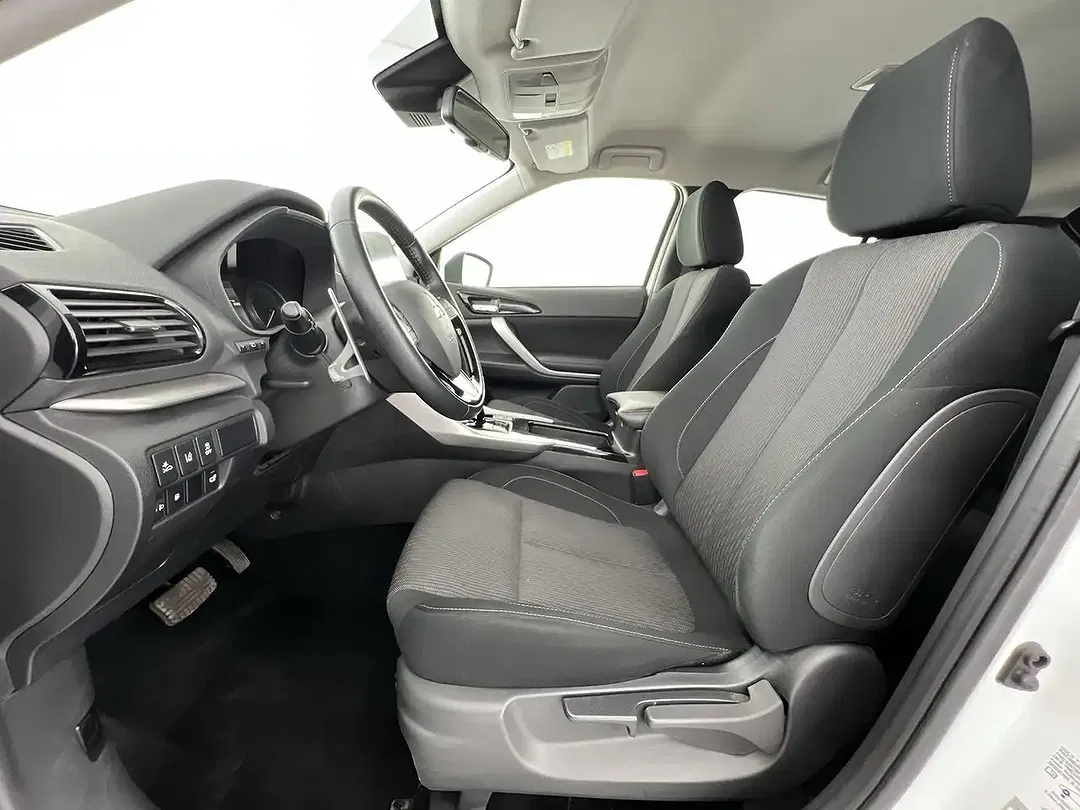 Mitsubishi Eclipse Cross - Thumbnail 8