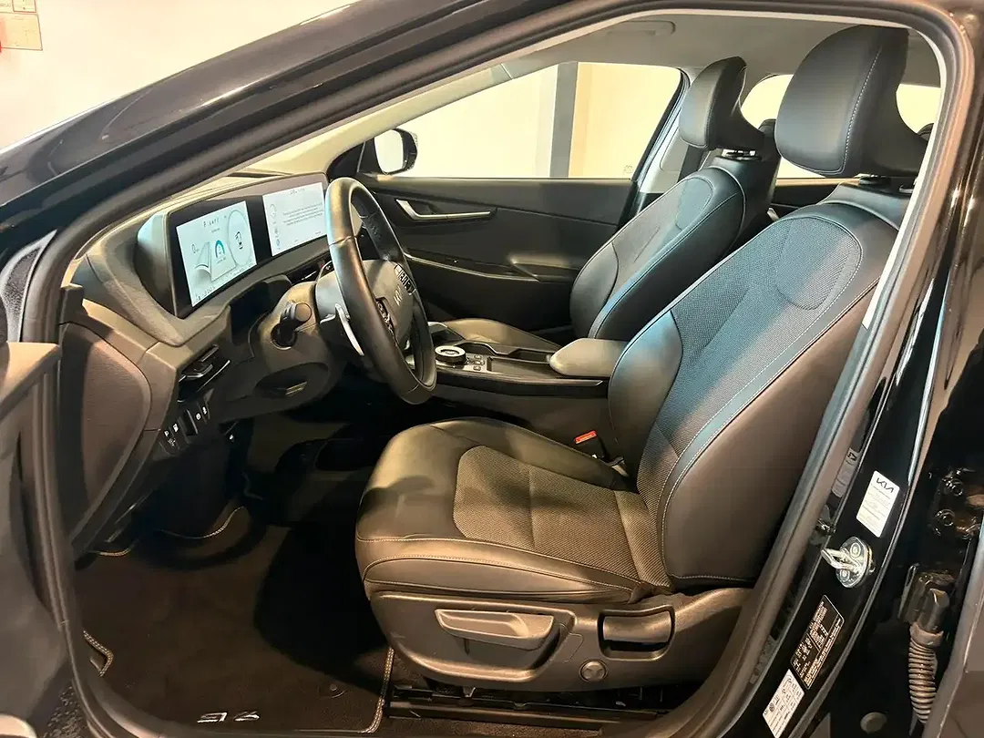 Kia EV6 - Thumbnail 8