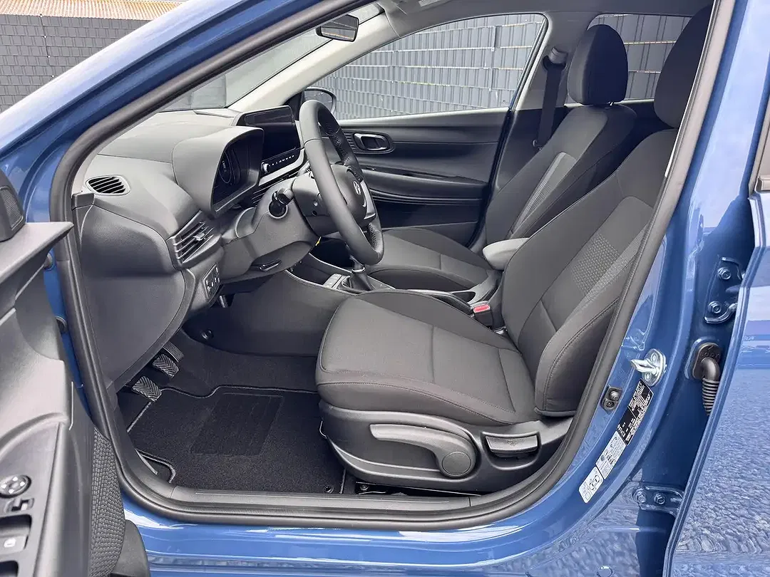 Hyundai i20 - Thumbnail 9