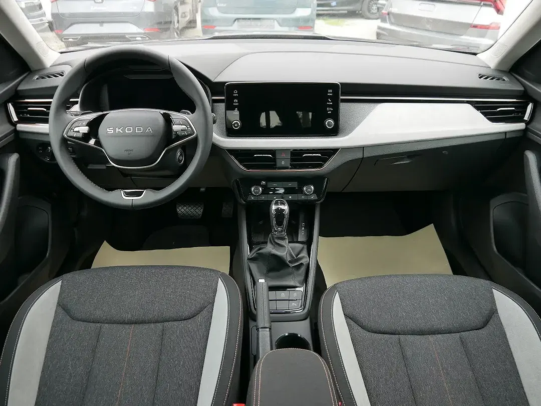 Skoda Kamiq - Thumbnail 11