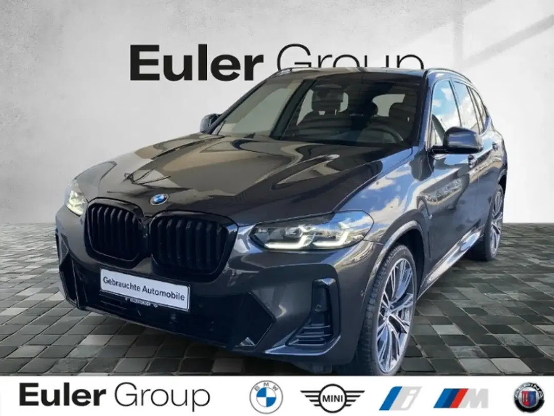 BMW X3 - Thumbnail 1