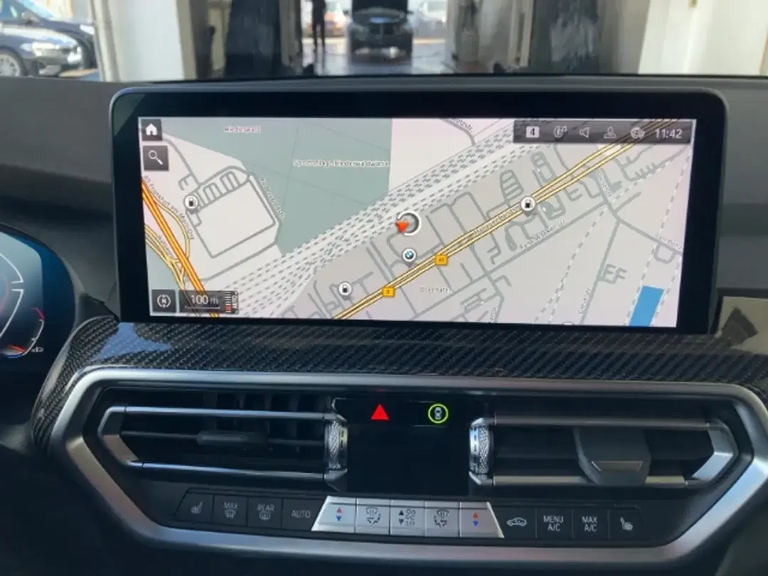 BMW X3 - Thumbnail 10