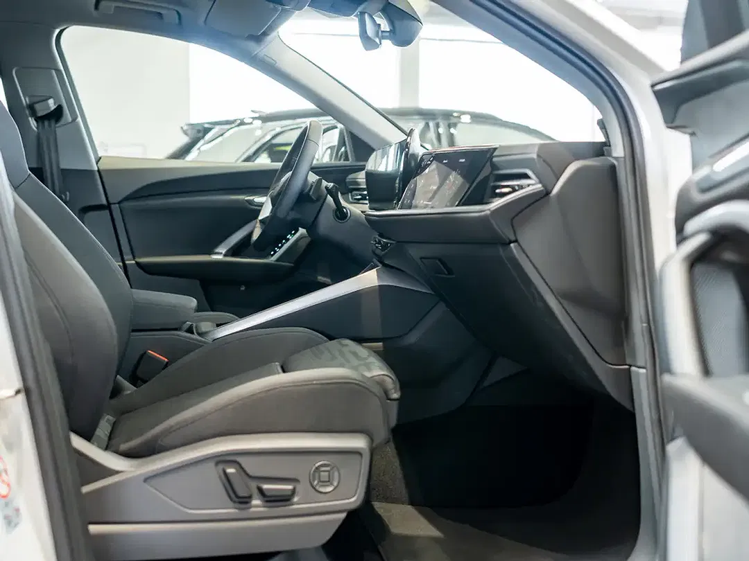 Audi Q5 - Thumbnail 2