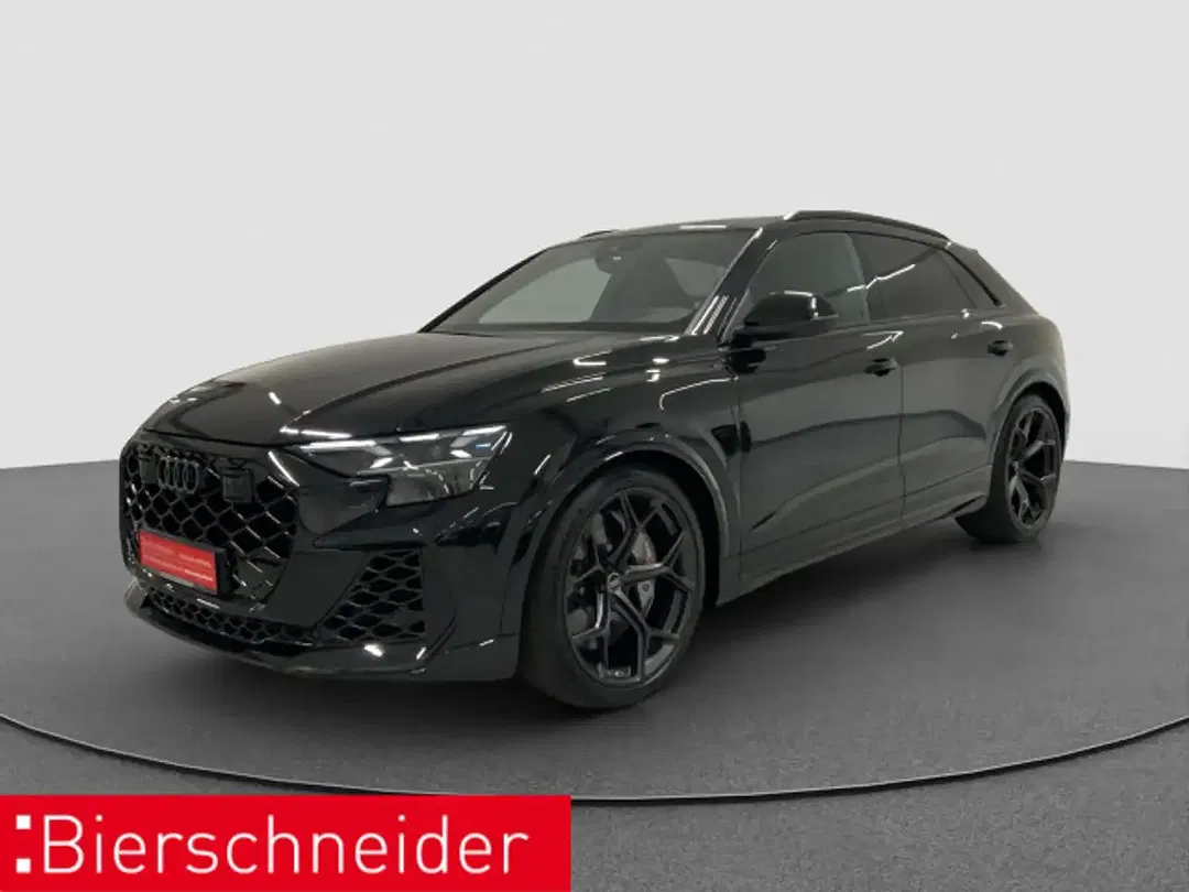 Audi RS Q8 - Thumbnail 1