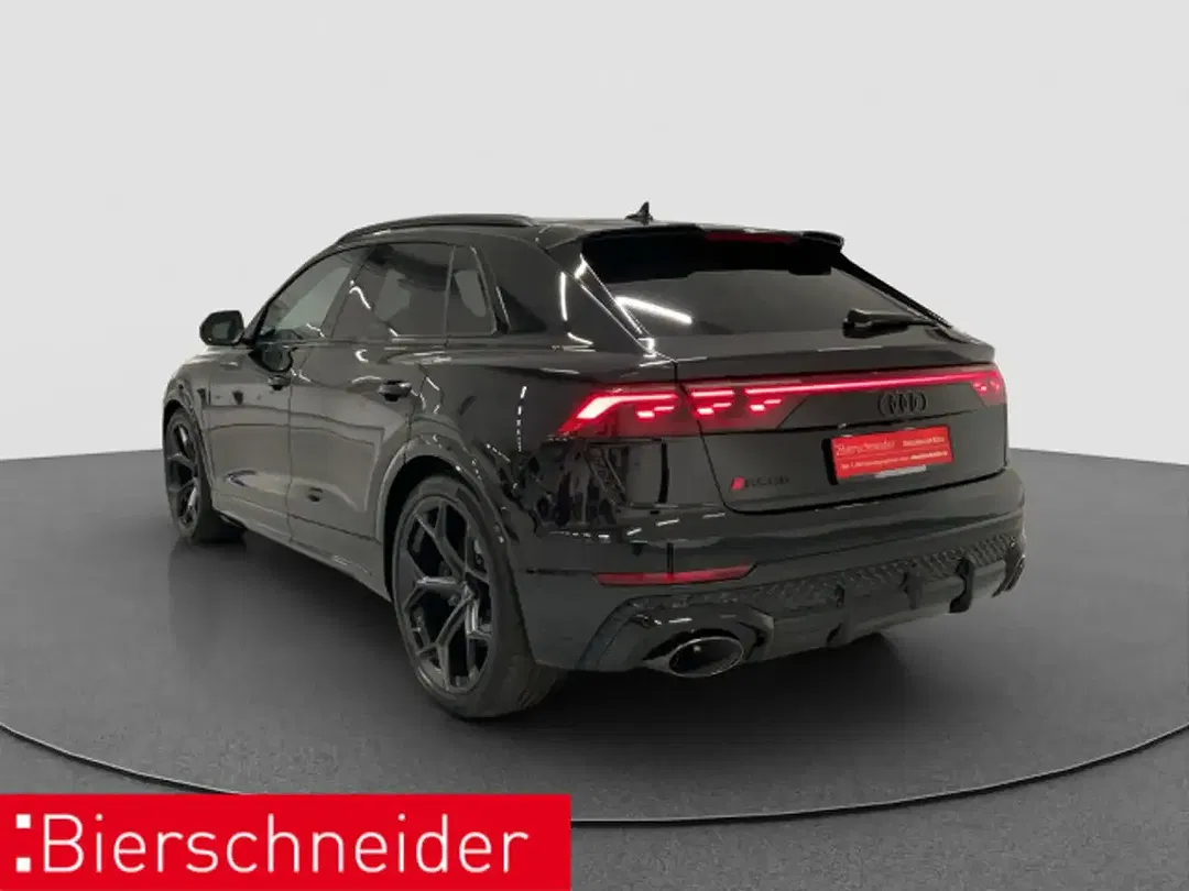 Audi RS Q8 - Thumbnail 5