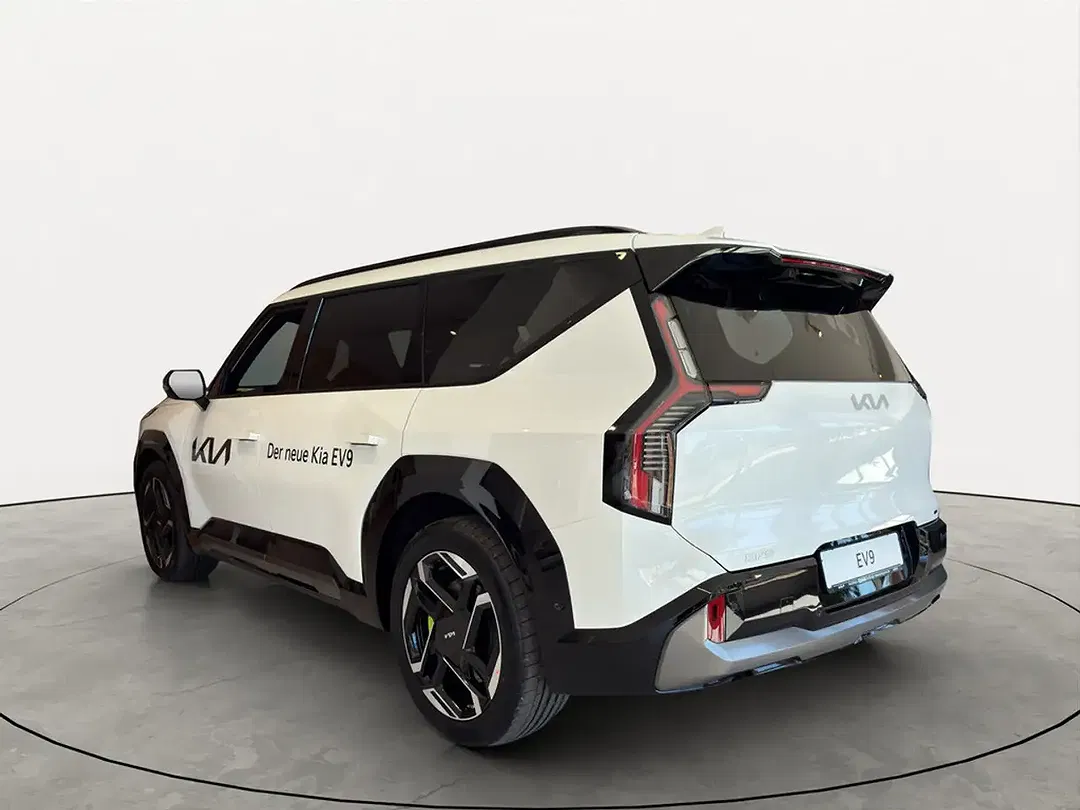 Kia EV9 - Thumbnail 4