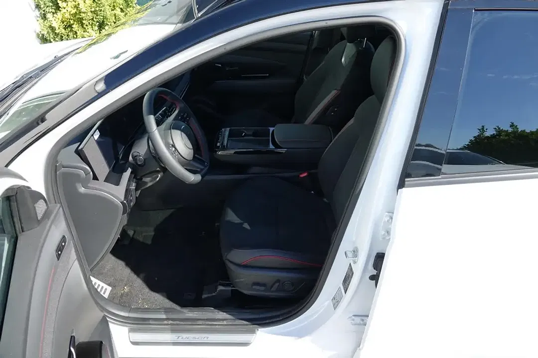 Hyundai TUCSON - Thumbnail 10