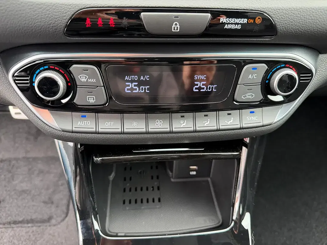 Hyundai i30 - Thumbnail 18