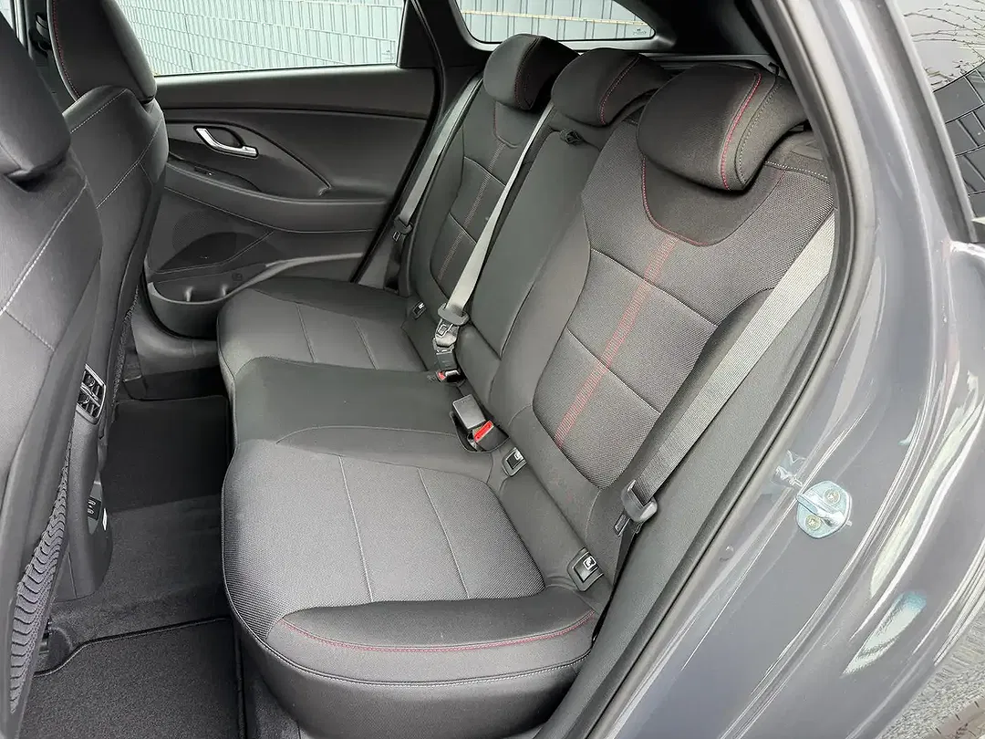 Hyundai i30 - Thumbnail 23